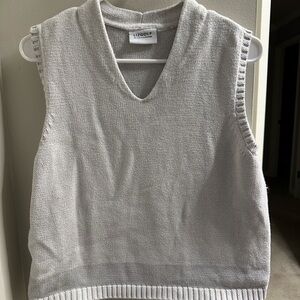 Liz Golf Gray Sleeveless Sweater Vest